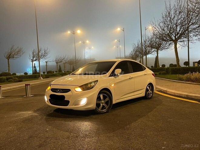 Hyundai Accent 2013, 166,000 km - 1.6 l - Bakı