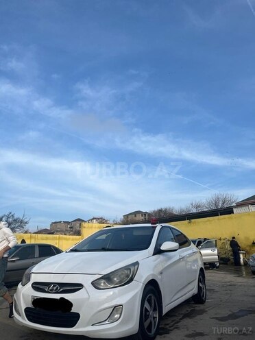 Hyundai Accent 2013, 166,000 km - 1.6 l - Bakı