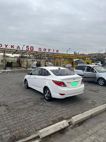 Hyundai Accent 2013, 166,000 km - 1.6 l - Bakı