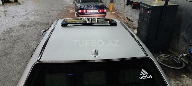 Mercedes E 200 2000, 378,586 km - 2.0 l - Bakı