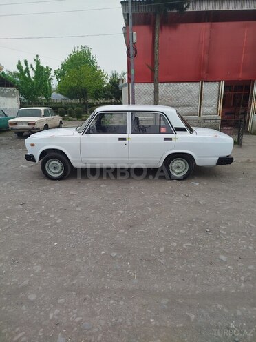 LADA (VAZ) 2107 2008, 90,000 km - 1.6 l - Qax