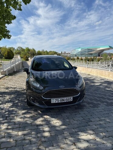 Ford Fiesta 2015, 137,000 km - 1.0 l - Naxçıvan