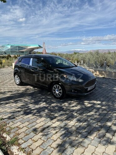 Ford Fiesta 2015, 137,000 km - 1.0 l - Naxçıvan