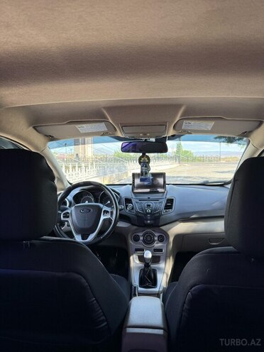 Ford Fiesta 2015, 137,000 km - 1.0 l - Naxçıvan