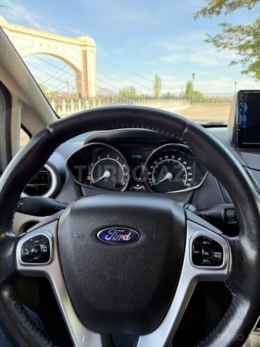Ford Fiesta 2015, 137,000 km - 1.0 l - Naxçıvan