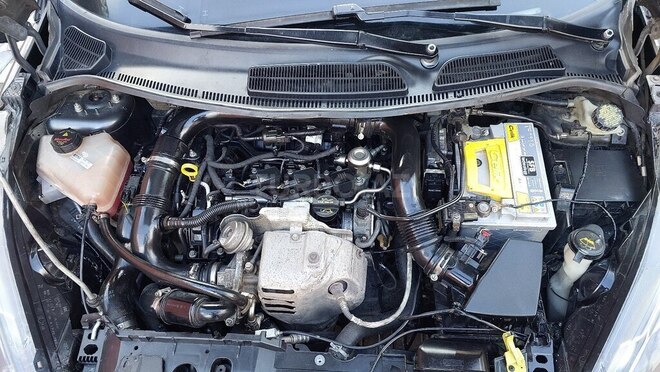 Ford Fiesta 2015, 137,000 km - 1.0 l - Naxçıvan
