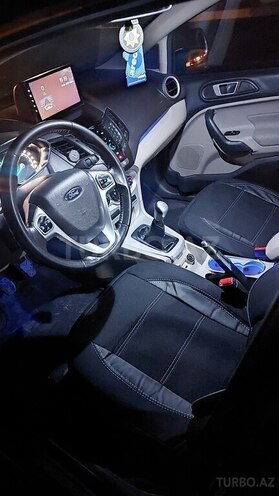 Ford Fiesta 2015, 137,000 km - 1.0 l - Naxçıvan