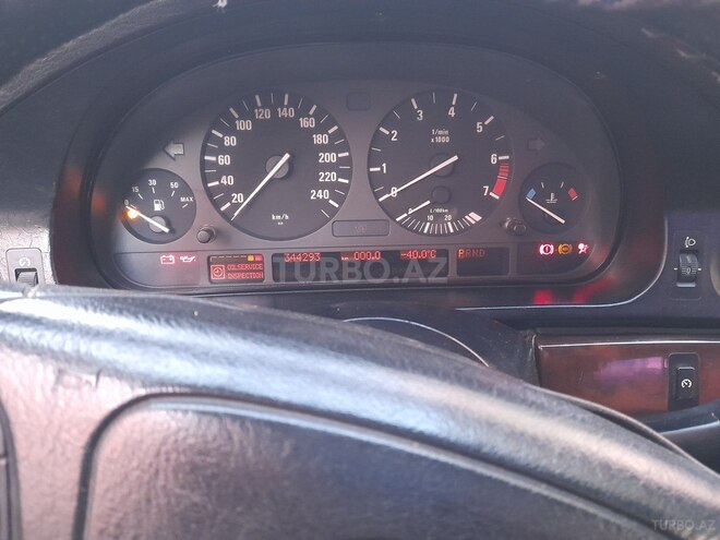 BMW 528 1998, 344,000 km - 2.8 l - Bakı