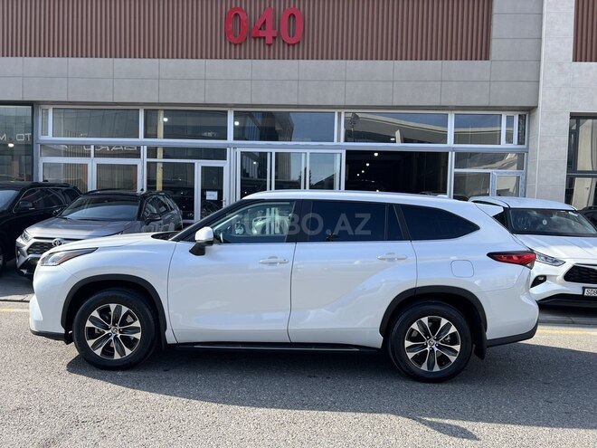 Toyota Highlander-3