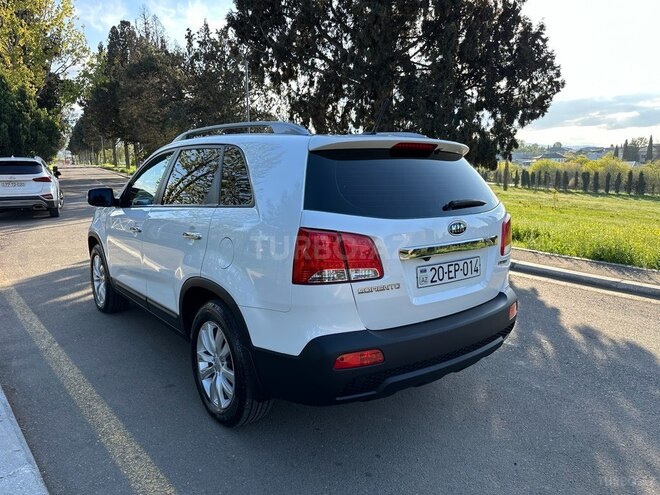 Kia Sorento 2010, 273,000 km - 2.0 l - Bakı