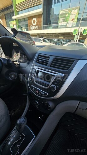 Hyundai Accent 2014, 196,000 km - 1.6 l - Bakı