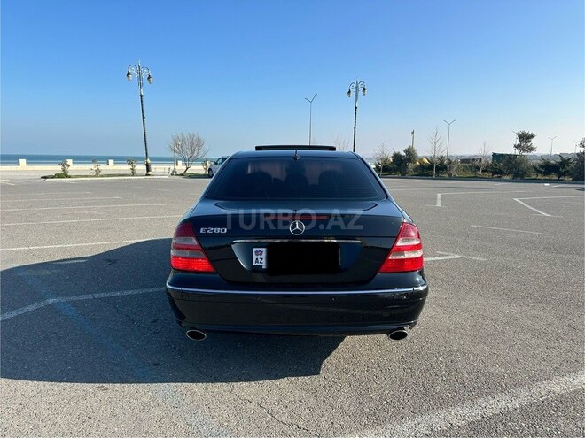 Mercedes E 280-7