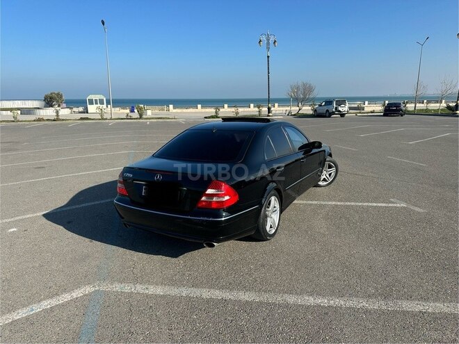 Mercedes E 280-4