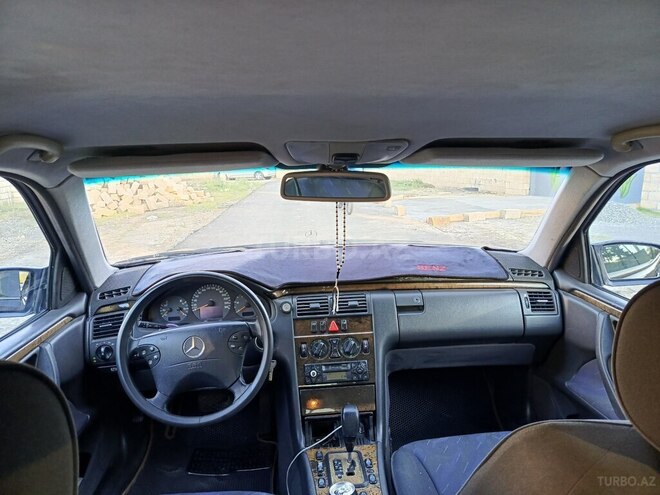 Mercedes E 220 d 2000, 398,090 km - 2.2 л - Ağcabədi