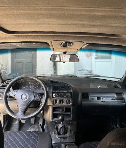 BMW 318 1993, 145,367 km - 1.8 l - Gəncə