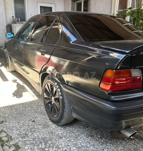 BMW 318 1993, 145,367 km - 1.8 l - Gəncə