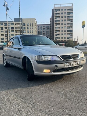 Opel Vectra 1996, 430,000 km - 1.8 l - Bakı