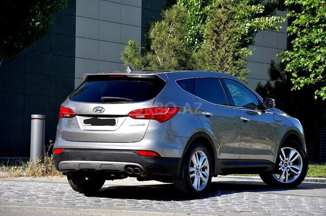 Hyundai Santa Fe-5