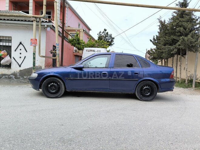 Opel Vectra 1998, 350,436 km - 1.8 l - Sumqayıt