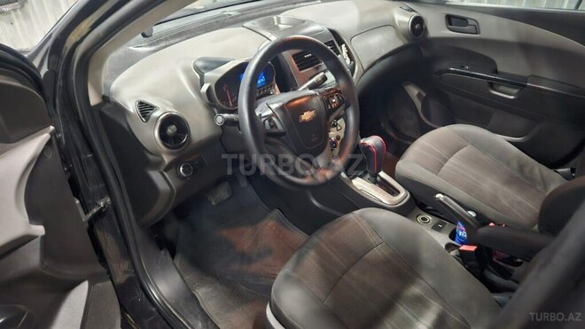 Chevrolet Aveo-3