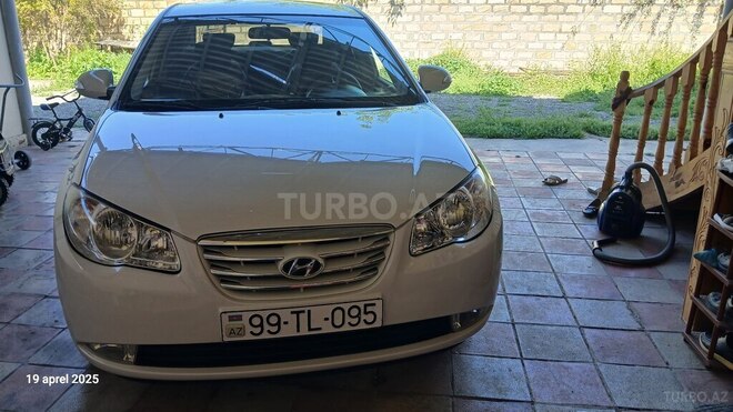 Hyundai Elantra 2009, 226,000 km - 2.0 l - Bakı