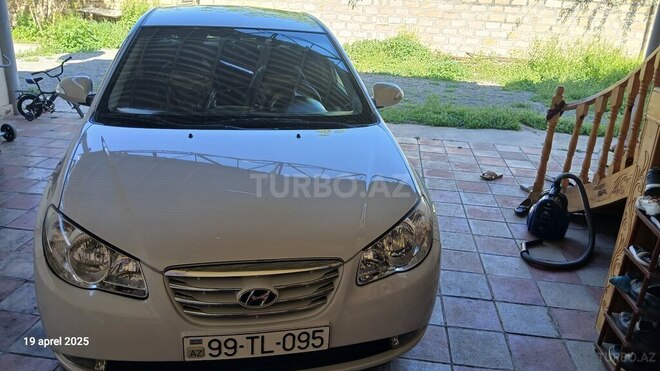 Hyundai Elantra 2009, 226,000 km - 2.0 l - Bakı