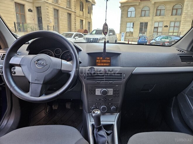 Opel Astra 2005, 273,000 km - 1.4 l - Bakı