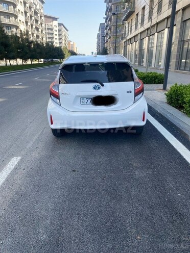 Toyota Aqua 2018, 111,111 km - 1.5 л - Bakı