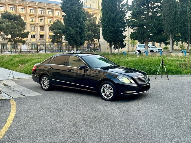 Mercedes E 220 d 2011, 208,123 km - 2.2 l - Bakı
