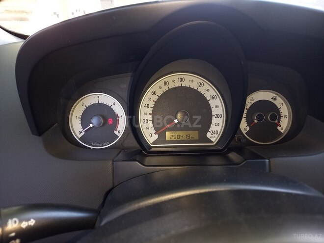 Kia Ceed 2007, 250,419 km - 1.6 л - Göyçay
