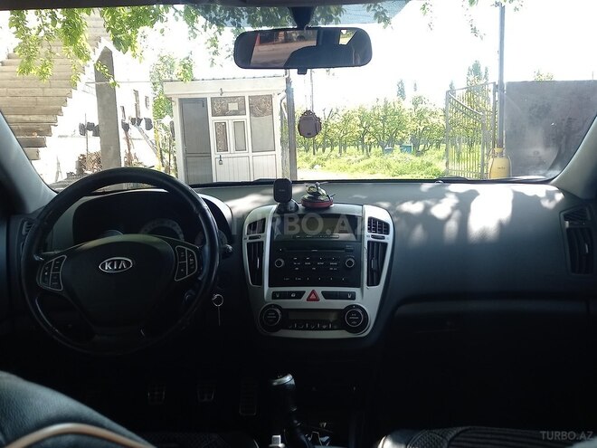 Kia Ceed 2007, 250,419 km - 1.6 л - Göyçay