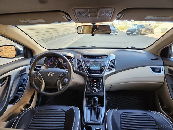 Hyundai Elantra 2016, 189,903 km - 1.8 l - Bakı