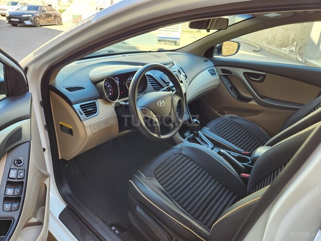 Hyundai Elantra 2016, 189,903 km - 1.8 l - Bakı