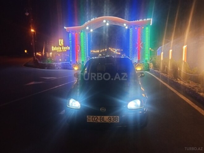 Opel Corsa 1997, 320,791 km - 1.4 л - Qəbələ