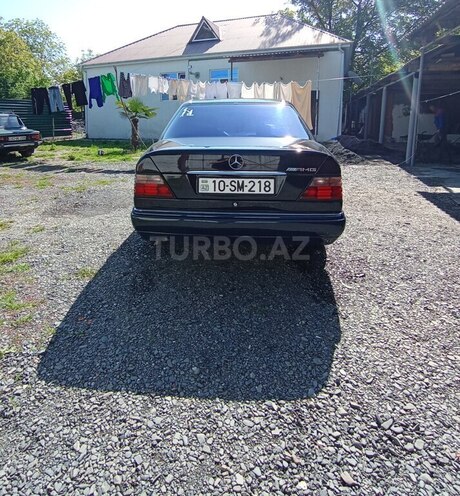 Mercedes E 200 1993, 364,259 km - 2.0 l - Zaqatala