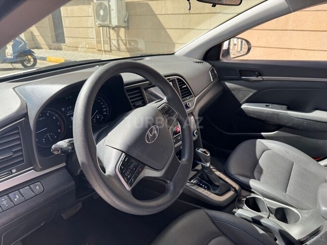 Hyundai Avante 2017, 116,700 km - 1.6 l - Bakı