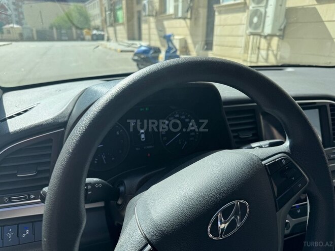 Hyundai Avante 2017, 116,700 km - 1.6 l - Bakı