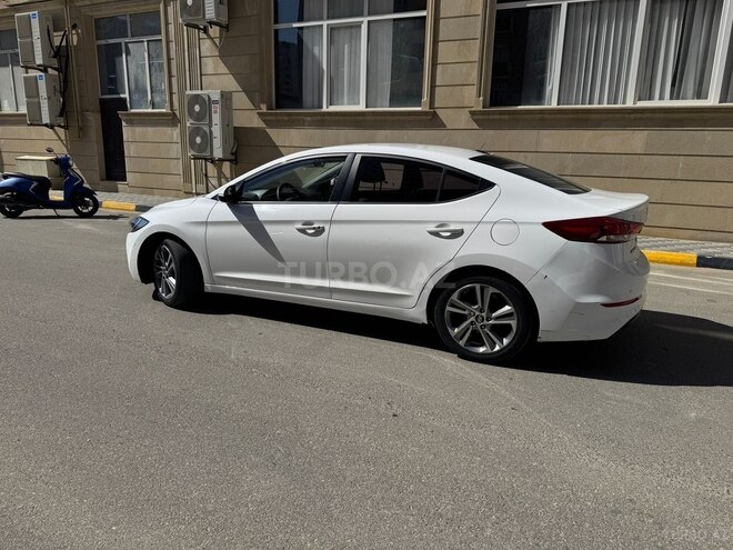 Hyundai Avante 2017, 116,700 km - 1.6 l - Bakı