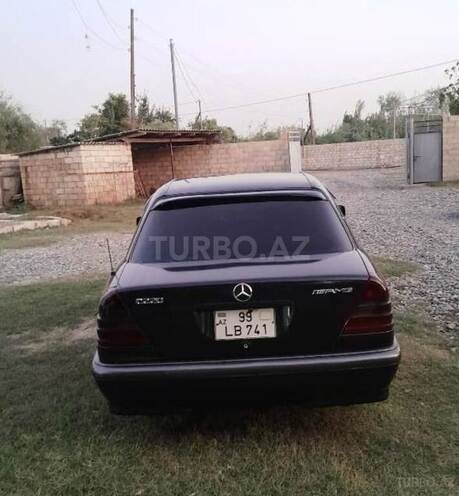 Mercedes C 220 1995, 450,000 km - 2.2 л - Saatlı