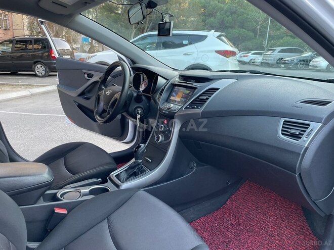Hyundai Avante 2015, 158,000 km - 1.6 l - Bakı