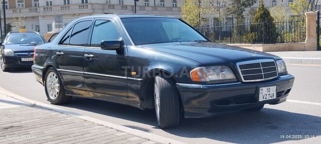 Mercedes C 220 1996, 175,255 km - 2.2 l - Bakı