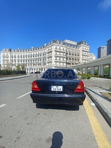 Mercedes C 220 1996, 175,255 km - 2.2 l - Bakı