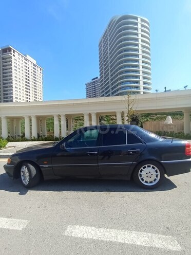 Mercedes C 220 1996, 175,255 km - 2.2 l - Bakı