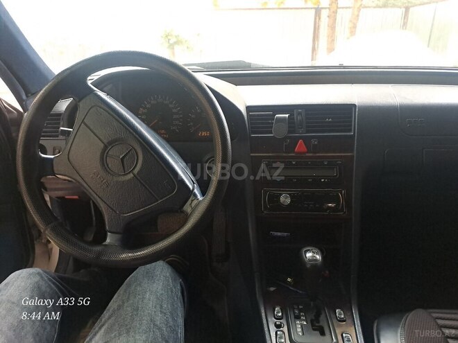 Mercedes C 180 1997, 200,000 km - 1.8 l - Beyləqan