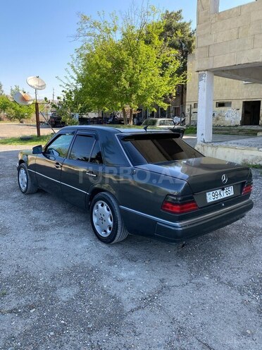Mercedes E 200 1990, 487,236 km - 2.0 l - Mingəçevir