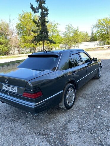 Mercedes E 200 1990, 487,236 km - 2.0 l - Mingəçevir