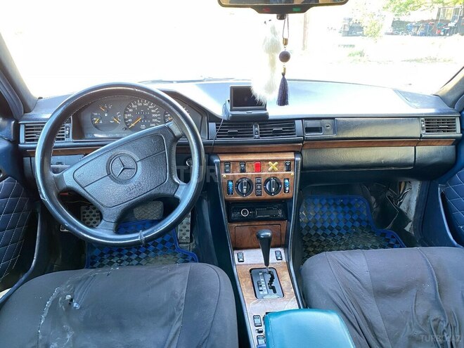 Mercedes E 200 1990, 487,236 km - 2.0 l - Mingəçevir