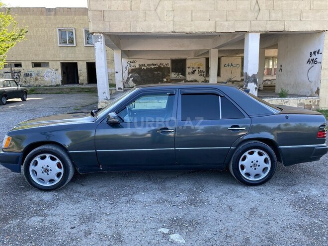 Mercedes E 200 1990, 487,236 km - 2.0 l - Mingəçevir