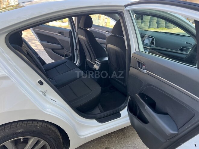 Hyundai Elantra 2017, 97,735 km - 2.0 l - Bakı