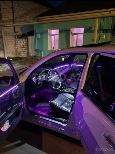 Mercedes E 320 2001, 204,000 km - 3.2 l - Qazax